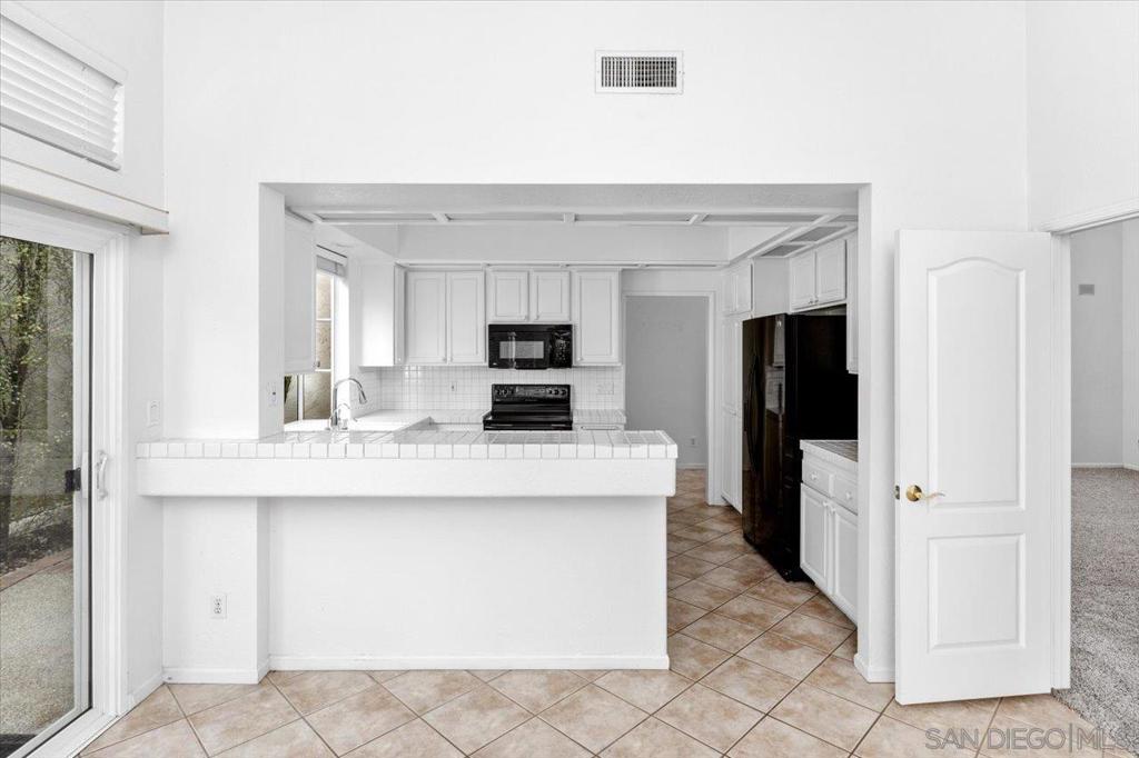 1686 Hermosita Dr - photo 18