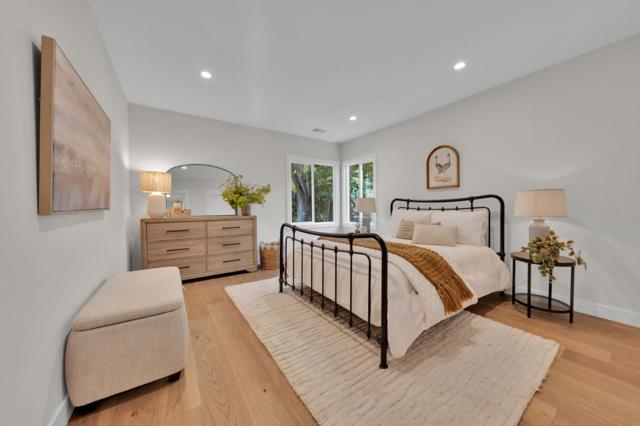 2810 Isabelle Avenue, San Mateo CA: https://media.crmls.org/mediaz/4dc1a672-539a-4497-9574-7db30f79b77e.jpg