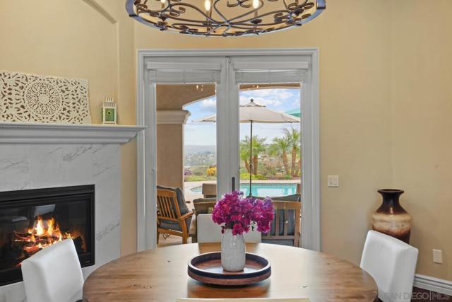 2224 Dos Lomas, Fallbrook CA: https://media.crmls.org/mediaz/4dc2ffb6-25b7-4eaa-842e-498415e78b0a.jpg