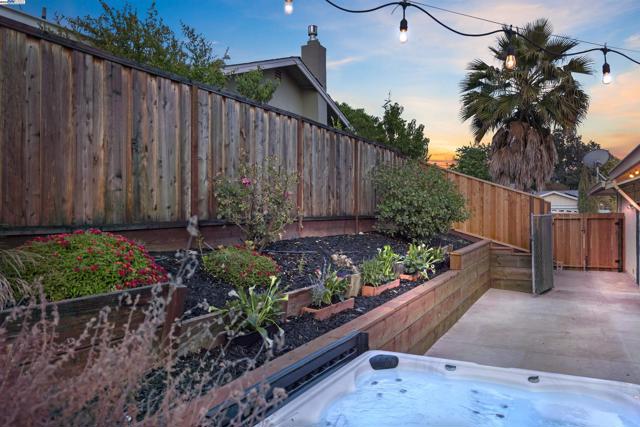 2682 Pickfair Ln, Livermore CA: https://media.crmls.org/mediaz/4dc4126a-a5c4-4096-b4b7-69bcfcd93bda.jpg