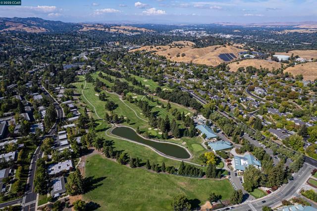 3318 Ptarmigan Dr., Walnut Creek CA: https://media.crmls.org/mediaz/4dc4d727-5f02-40e0-bdcb-dc8940835f04.jpg