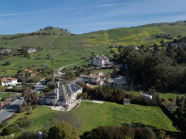 3650 Valley Ridge Lane, San Jose CA: https://media.crmls.org/mediaz/4dc57546-f6e3-4064-a78e-b75aea9c0884.jpg