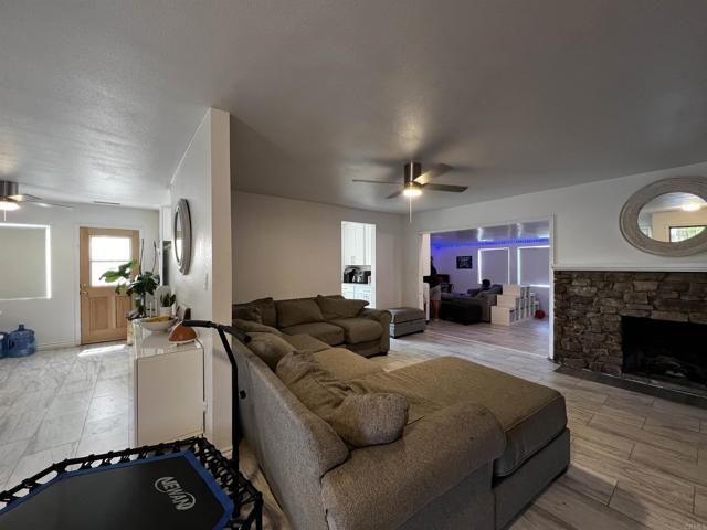1817 Ramon Street, Lemon Grove CA: https://media.crmls.org/mediaz/4dc62ef7-6969-4ef8-9242-05b4e64c8271.jpg