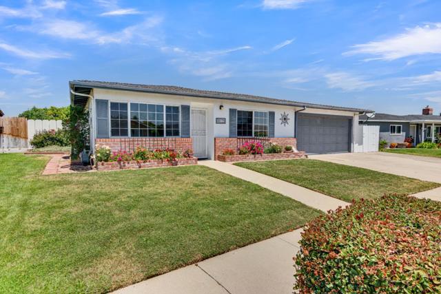 45175 Merritt Street, King City CA: https://media.crmls.org/mediaz/4dc72fc1-fb73-4e36-87c8-7bfc5056730a.jpg