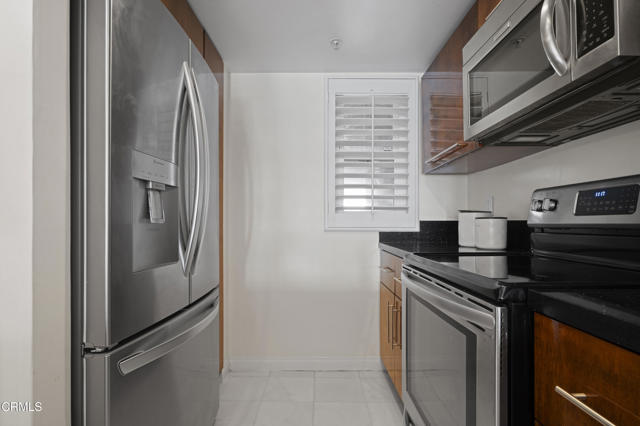 1200 Pacific Coast Highway, Huntington Beach CA: https://media.crmls.org/mediaz/4dc9b801-c15a-45c8-bb2c-08e7a333b923.jpg