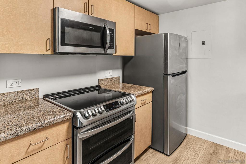 425 Beech - photo 10
