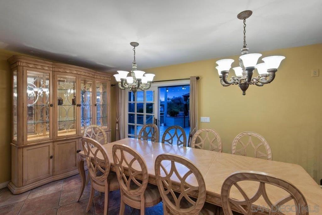 MLS #250033153SD img 2