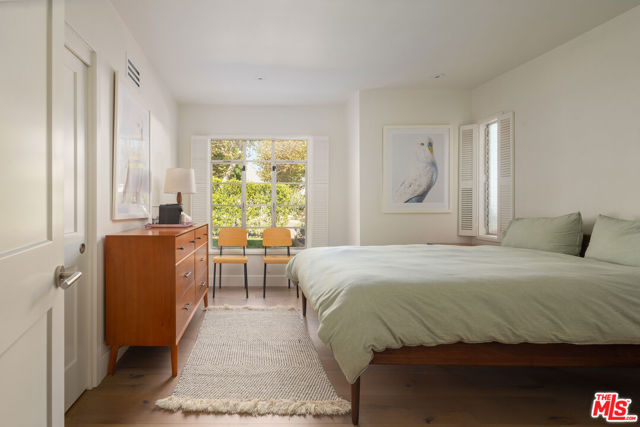 Drew Fenton | 391 N Saltair Avenue Los Angeles CA | MLS: 7435823