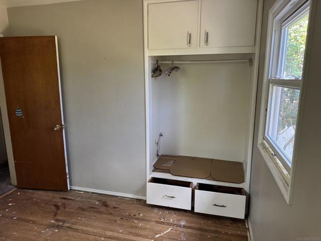 918 E 3rd Avenue, Escondido CA: https://media.crmls.org/mediaz/4dccb458-0972-46e2-8d73-fbbd6824748f.jpg