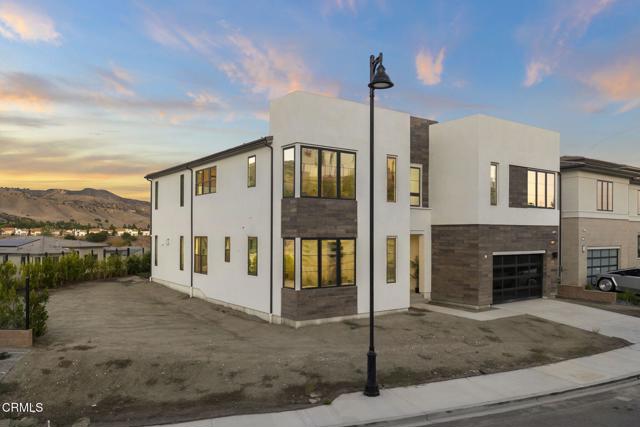 Detail Gallery Image 3 of 77 For 11862 N Hillsborough Ln, Porter Ranch,  CA 91326 - 5 Beds | 5/1 Baths