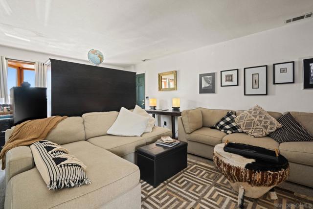 9530 Galston Drive, Santee CA: https://media.crmls.org/mediaz/4dce51c1-57a0-420b-9408-67d409cf1b41.jpg