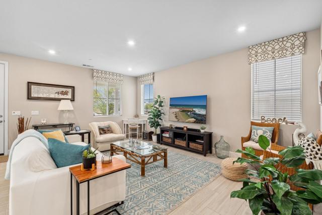 27661 Heritage Ln, Valley Center CA: https://media.crmls.org/mediaz/4dce58f7-b6b6-4d43-9ffa-0e53074f0eb2.jpg