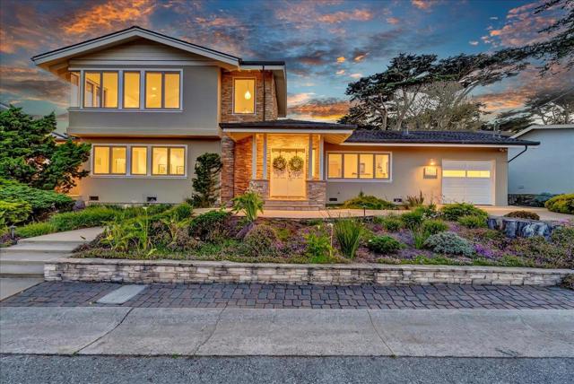 1037 Shell Avenue, Pacific Grove CA: https://media.crmls.org/mediaz/4dce7679-d421-4c7d-821c-4172cc75e571.jpg