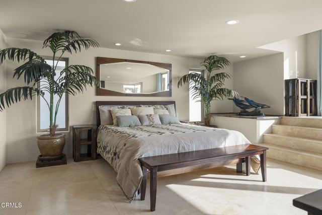 3629 Ocean Drive, Oxnard CA: https://media.crmls.org/mediaz/4dce85d7-87b8-4136-a15d-54ac6c3efeef.jpg