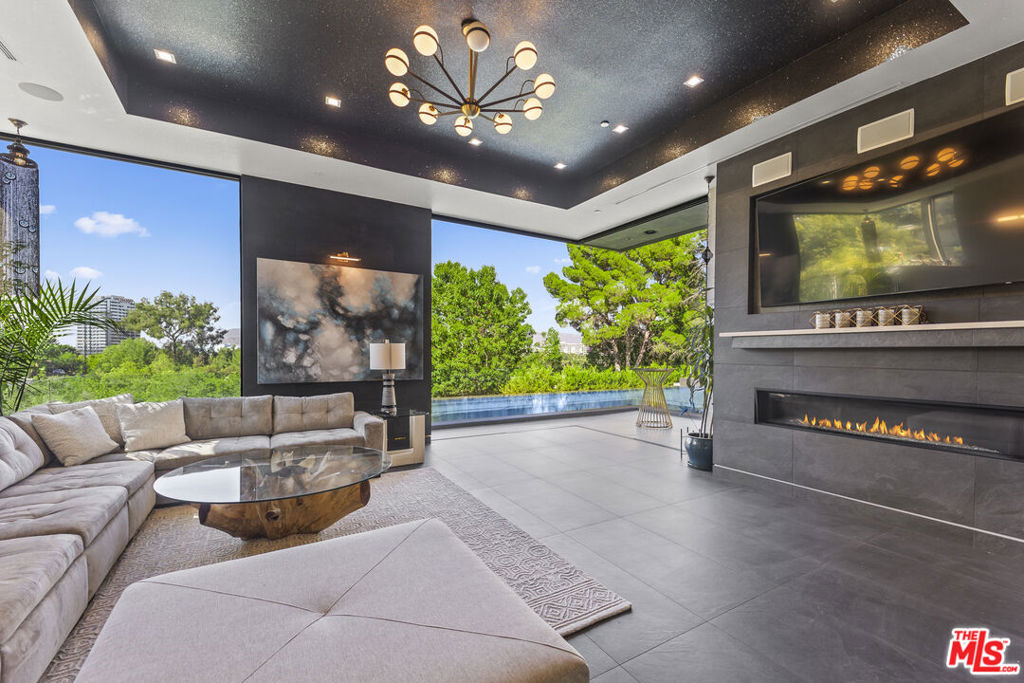 3712 Broadlawn Drive