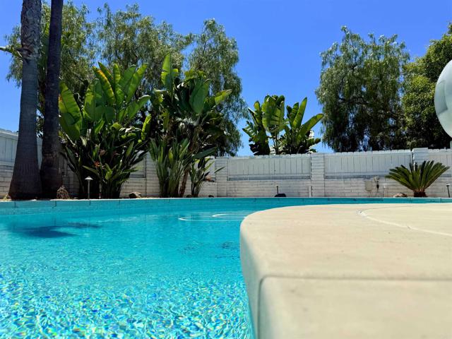 1461 Sunrise Drive, Vista CA: https://media.crmls.org/mediaz/4dd0af9b-35ca-4269-884c-f9b08797d9b0.jpg