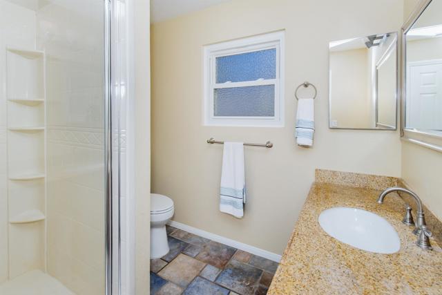 Detail Gallery Image 16 of 37 For 24010 Del Amo Rd, Ramona,  CA 92065 - 3 Beds | 2 Baths