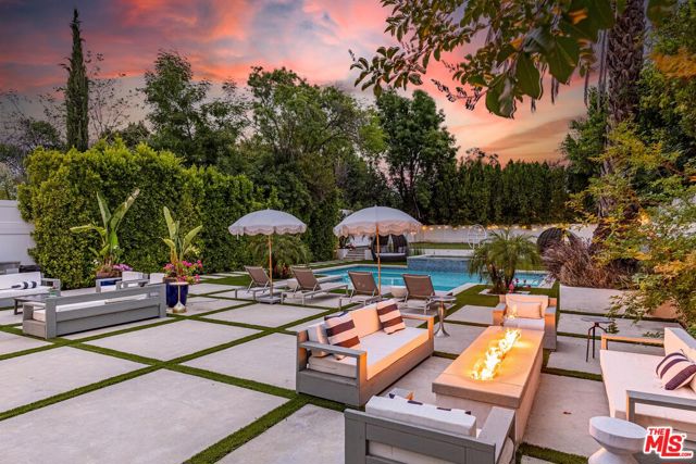 5162 Otis Avenue, Tarzana CA: https://media.crmls.org/mediaz/4dd67251-1393-4e38-b25d-d9bde616c03a.jpg