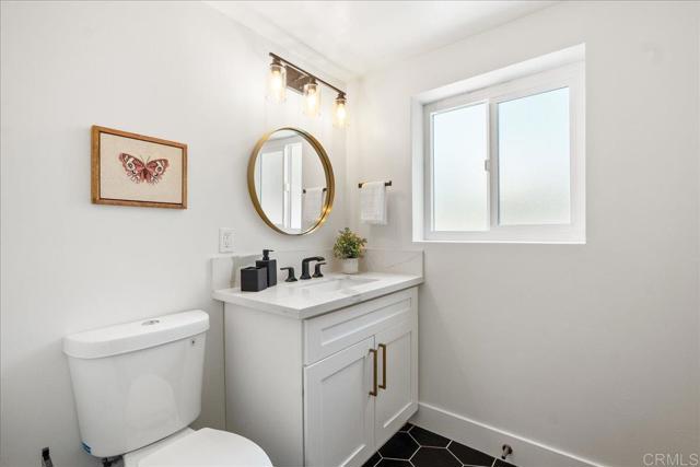 Detail Gallery Image 22 of 35 For 9163 Fermi Ave, San Diego,  CA 92123 - 5 Beds | 3 Baths