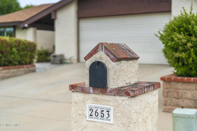 2653 N Broadmoor Avenue, Simi Valley CA: https://media.crmls.org/mediaz/4dd69e87-b83b-4cdd-a5b5-544942dd4c99.jpg