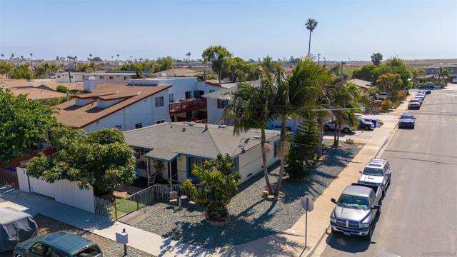 408 14 Delaware St, Imperial Beach CA: https://media.crmls.org/mediaz/4dd6ba38-12f3-4c58-a0d2-4d219dd2557f.jpg