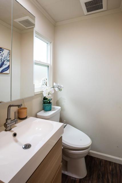 360 Fernando Avenue, Palo Alto CA: https://media.crmls.org/mediaz/4dd715a6-994d-4ae0-80db-bf814c71e968.jpg