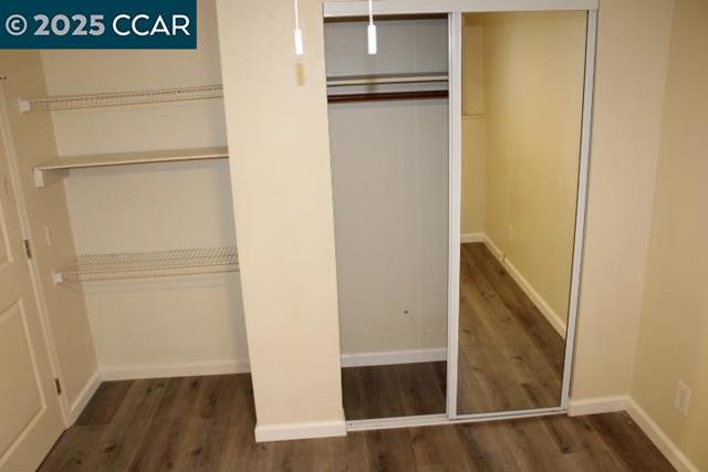 527 Vaqueros Ave, Rodeo CA: https://media.crmls.org/mediaz/4dd7a4d8-fb57-4285-9b16-e0a121c0ab63.jpg
