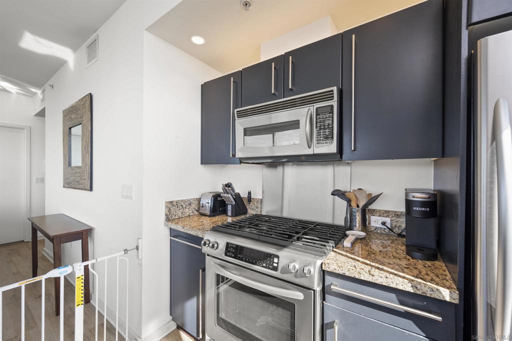 321 10th Ave. - photo 10