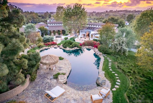 6884 El Camino Del Norte, Rancho Santa Fe CA: https://media.crmls.org/mediaz/4dd9976a-325e-4e78-a856-163cf0557eb6.jpg