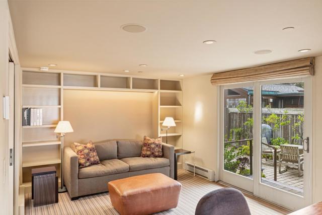 188 Monterey Dunes Way, Moss Landing CA: https://media.crmls.org/mediaz/4ddbc705-c8a0-4ee4-874c-bd623715a9d7.jpg