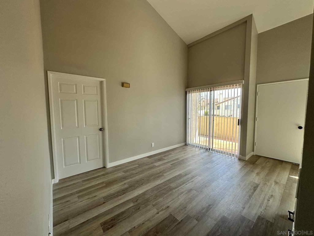 MLS #250037927SD image #13