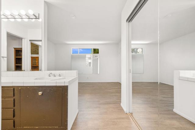 Image 10 of 45 For 79302 Montego Bay Drive 13