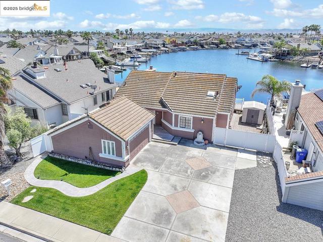 2136 Sand Point Rd, Discovery Bay CA: https://media.crmls.org/mediaz/4ddea4c5-2c59-4849-917c-424964033816.jpg