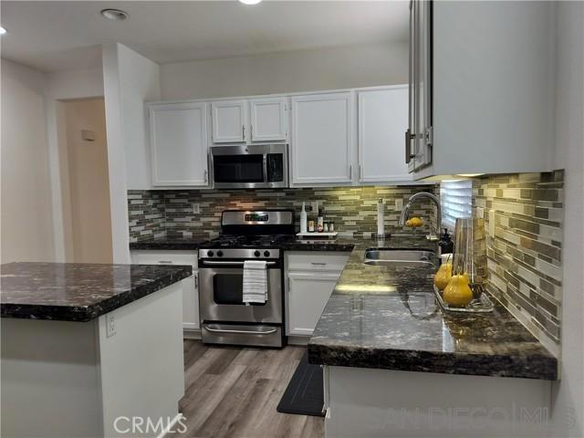 Image 4 of 13 For 27833 Almont Way