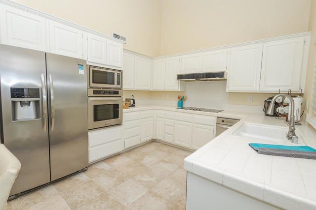 203 Wild Horse Drive, Palm Desert, CA 92211