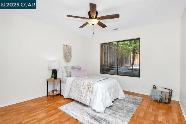 4782 Starflower Dr, Martinez CA: https://media.crmls.org/mediaz/4ddf5bad-799a-4c6c-817e-8e0bf8fddb92.jpg