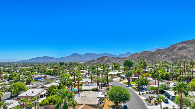71529 Tangier Road, Rancho Mirage CA: https://media.crmls.org/mediaz/4ddf7300-dbac-40a3-88cc-006e2f72d3e0.jpg