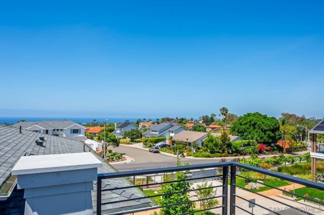 1216 Molara Ln, Encinitas CA: https://media.crmls.org/mediaz/4ddfe3aa-51a9-45e6-bc22-53a5e64c1077.jpg