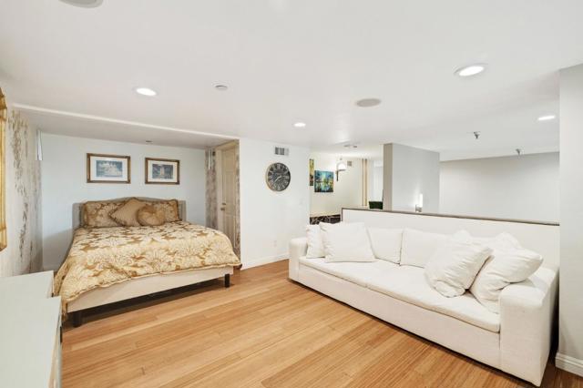 420 Esplanade, Redondo Beach, California 90277, 2 Bedrooms Bedrooms, ,2 BathroomsBathrooms,Residential,For Sale,Esplanade,ML82036336