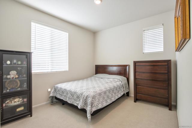 32932 Gelder Cir, Menifee CA: https://media.crmls.org/mediaz/4de14c3f-bc01-4d97-8e49-d5a4f68fdd5a.jpg