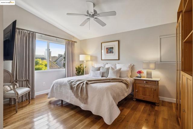 26 Farallon Ct, Richmond CA: https://media.crmls.org/mediaz/4de1877b-d5a6-4fe9-94d0-d847a43ea73f.jpg
