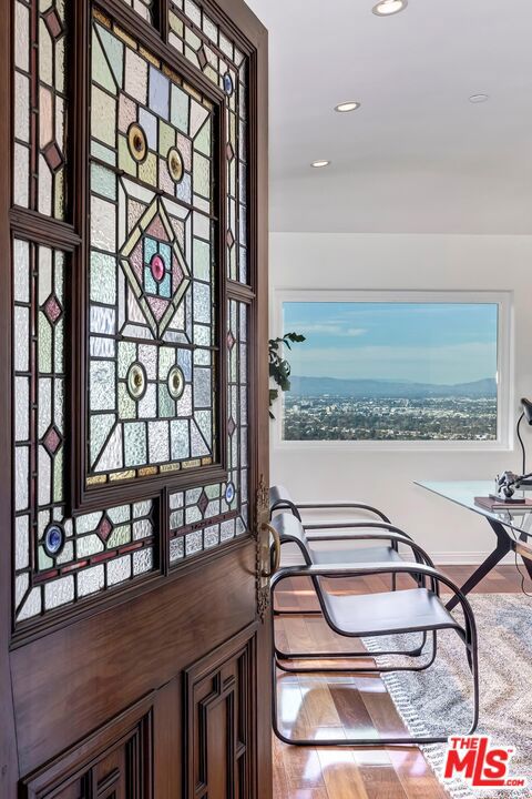 3595 Wonder View Drive, Los Angeles CA: https://media.crmls.org/mediaz/4de1aeb0-97b0-4867-8fa8-6c9b1e88fb69.jpg