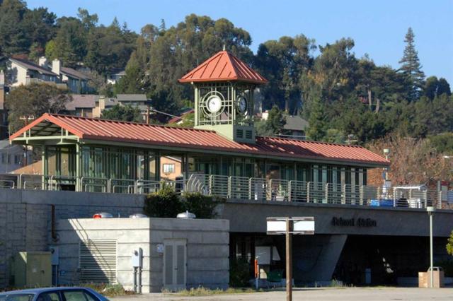 300 Davey Glen Road, Belmont CA: https://media.crmls.org/mediaz/4de1dbc8-2d9f-4504-b3aa-e92571ea8a1b.jpg