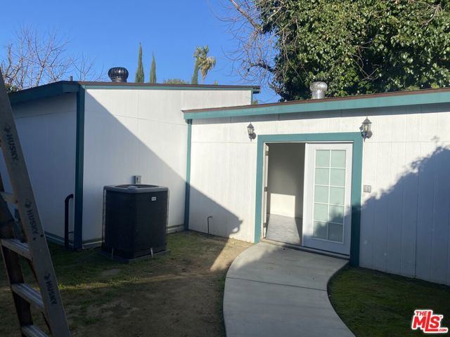 Image 4 of 31 For 6648 Gaviota Avenue