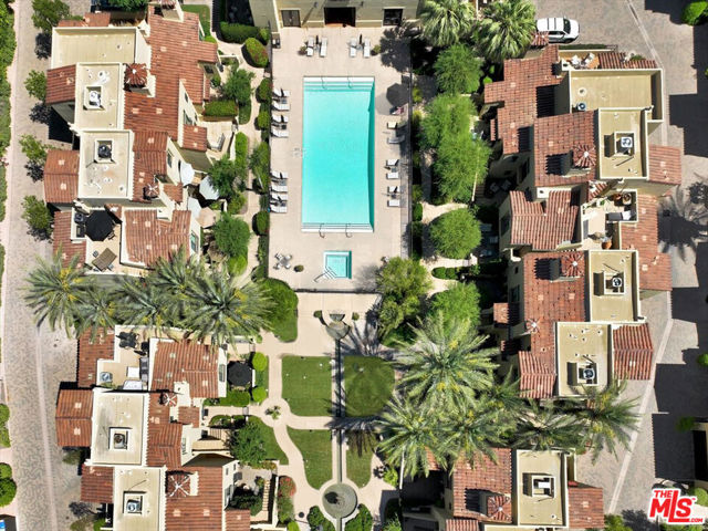 208 Villorrio Drive, Palm Springs CA: https://media.crmls.org/mediaz/4de2af04-7425-41f1-a0ef-1843293b7c0c.jpg