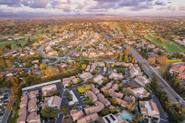 Detail Gallery Image 38 of 39 For 930 via Mil Cumbres #170,  Solana Beach,  CA 92075 - 1 Beds | 1 Baths