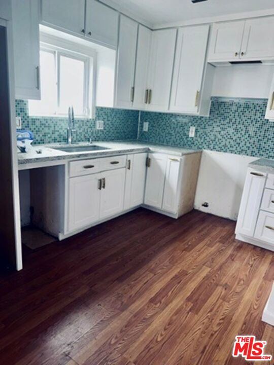 1204 Smith Place, Long Beach, California 90806, 3 Bedrooms Bedrooms, 0 ,1 BathroomBathrooms,Single Family Residence,For Sale,Smith,0,25631795