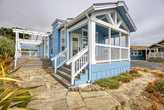 2395 Delaware Avenue, Santa Cruz CA: https://media.crmls.org/mediaz/4de3e27a-a27b-467b-8eef-a81fbc8925e3.jpg