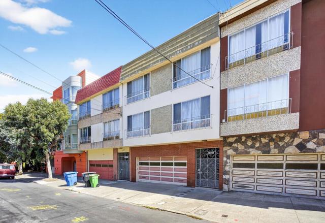 476 7th Avenue, San Francisco CA: https://media.crmls.org/mediaz/4de414e9-9595-41e7-9cf9-60db6842103d.jpg