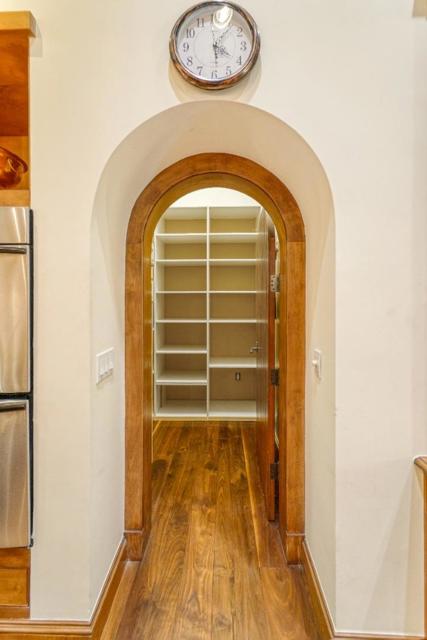 Image 39 of 89 For 116 Bellevue Avenue